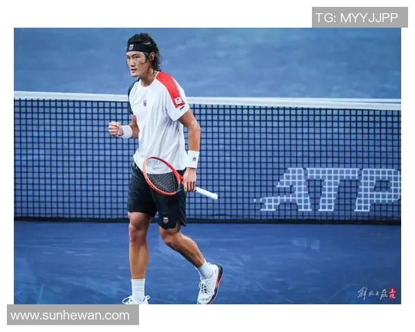 重庆网球队在大师赛中的默契配合与战术分析