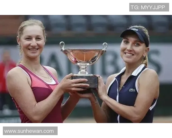 重庆网球队的崛起之路：从默默无闻到世界舞台的辉煌历程